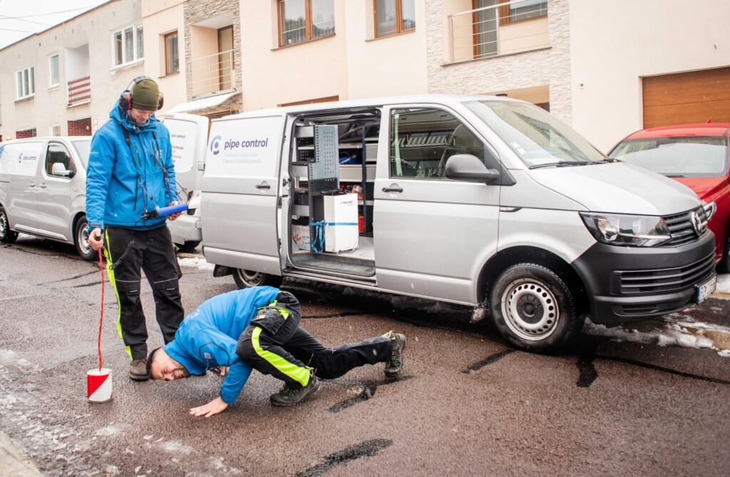 lokalizacia uniku vody akustickou metodou